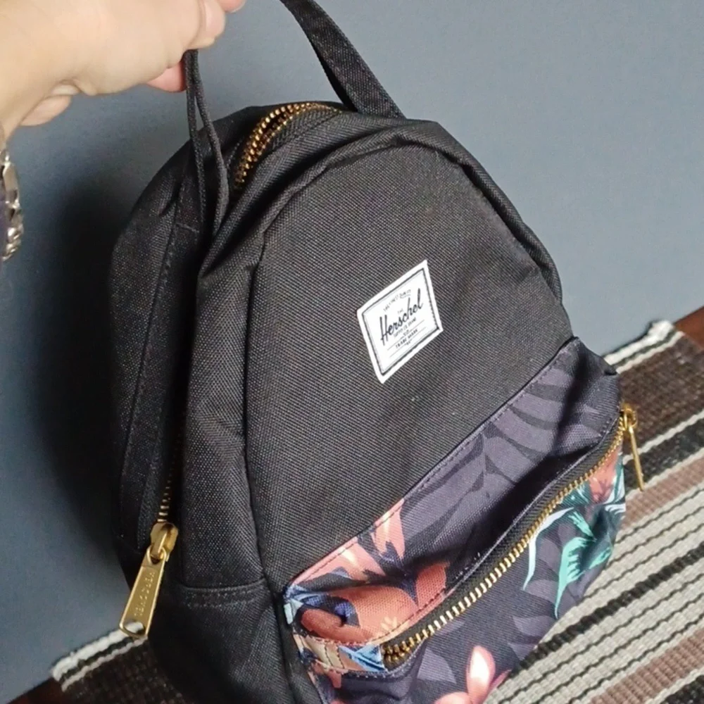 Herschel backpack - Picture 16 of 16
